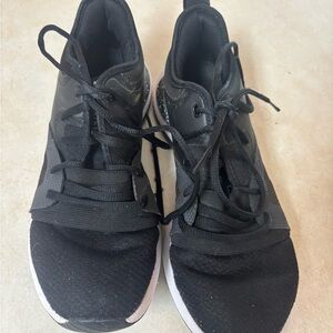 Black Women's Under Armour Athletic Shoes